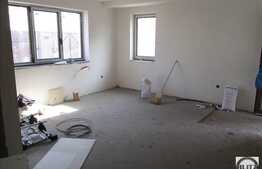 Duplex de vanzare, 90 mp utili, teren 200 mp, semifinisat, zona Fabricii!