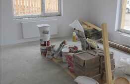 Casa de vanzare, 125 mp utili, teren 205 mp, P+E1, front stradal 13 ml!