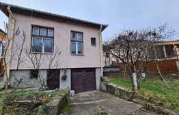 Casa individuala de vanzare, 180 mp, teren 1000 mp, zona Pasapoarte!