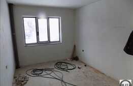 Casa individuala de vanzare, 300 mp utili, teren 414 mp, zona linistita!