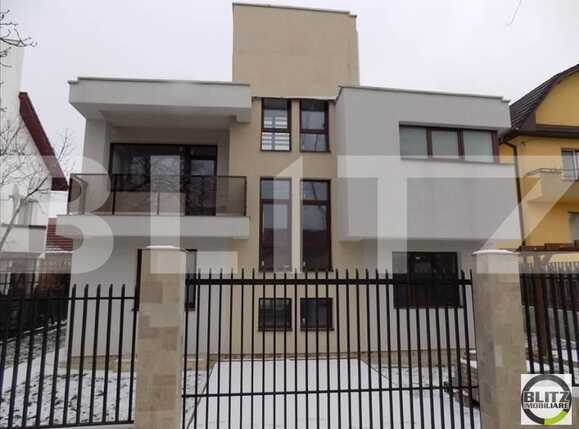Casa de vânzare 7 camere Gheorgheni - 19236CV | BLITZ Cluj-Napoca | Poza1
