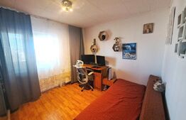 Apartament 3 camere, decomandat, 65mp + balcon 3.90mp
