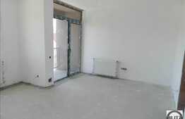 Casa insiruita, 260 mp utili plus 40 mp terasa, semifinisata, panorama frumoasa!