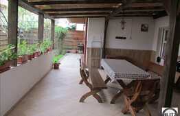 Duplex de vanzare cu 153 mp, 270 mp de teren, zona nou dezvoltata !