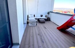 Penthouse pe 2 niveluri, 3 camere, 78 mp, terasa, zona Pod Ira