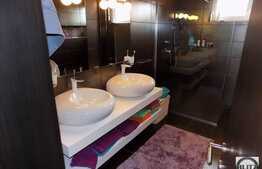 Penthouse cu 5 camere, 220 mp, imobil nou, 2 garaje, terasa, zona Iulius Mall