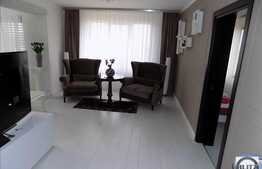 Penthouse cu 5 camere, 220 mp, imobil nou, 2 garaje, terasa, zona Iulius Mall