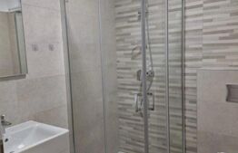 Apartament 3 camere, decomandat, 72 mp + balcon, parcare, Tractorul