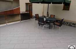 Duplex 4 camere, 184 mp, teren 425 mp, imobil nou, zona 7 strazi! 2 garaje!