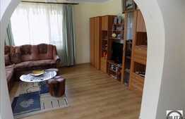 Duplex 4 camere, 184 mp, teren 425 mp, imobil nou, zona 7 strazi! 2 garaje!