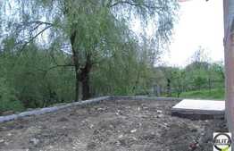 Casa individuala, semifinisata, 128 mp, teren 400 mp, parcare, terasa, balcon!