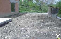 Casa individuala, semifinisata, 128 mp, teren 400 mp, parcare, terasa, balcon!