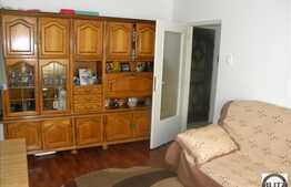 Vanzare apartament cu 3 camere, 45 mp, zona strazii Garbau