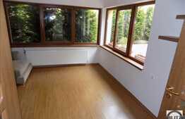 Duplex 130 mp, teren 200 mp, partial mobilat si utilat, zona linistita de case!