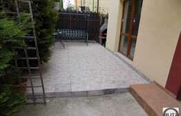 Duplex 130 mp, teren 200 mp, partial mobilat si utilat, zona linistita de case!