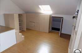 Duplex 130 mp, teren 200 mp, partial mobilat si utilat, zona linistita de case!