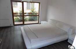 Duplex 130 mp, teren 200 mp, partial mobilat si utilat, zona linistita de case!