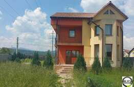 Casa individuala, 350 mp, teren 1307 mp, in Gilau!