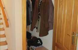 Casa individuala de vanzare cu 300 mp utili, 600 mp teren! Acces facil!