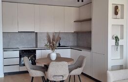 Apartament lux 2 camere 45 mp, terasa 10.50 mp, etaj intermediar, garaj, Eroilor