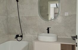 Apartament lux 2 camere 45 mp, terasa 10.50 mp, etaj intermediar, garaj, Eroilor