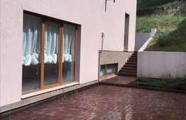 Casa 200 mp, teren 450 mp, imobil nou, zona linistita! Oferta unica!