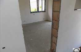 Casa individuala de vanzare, 180 mp utili, teren 400 mp, semifinisata, zona Real