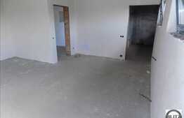 Casa individuala de vanzare, 180 mp utili, teren 400 mp, semifinisata, zona Real