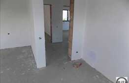 Casa individuala de vanzare, 180 mp utili, teren 400 mp, semifinisata, zona Real