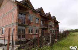 Casa insiruita, 120 mp, teren 150 mp, gradina, parcare! Semifinisata!