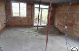 Casa insiruita, 120 mp, teren 150 mp, gradina, parcare! Semifinisata!