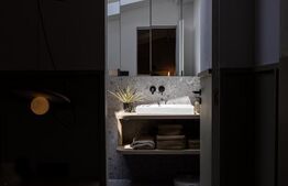 Apartament 3 camere, deosebit, 2 parcari, zona Terra