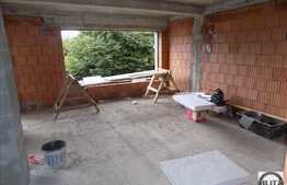 Duplex 125 mp, teren 300 mp, semifinisat, in cartier Europa!