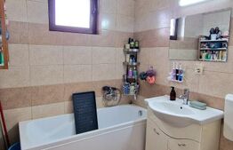 Apartament cu 3 camere, 60 mp, parcare cu CF, balcon, Sub Cetate