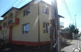 Vanzare casa insiruita cu 114 mp, finalizata in 2015, zona cu acces facil!