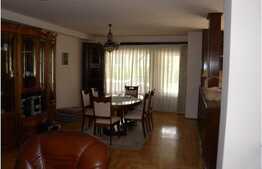 Duplex intreg invaluit in eleganta! 500 mp, teren de 1114 mp, front 40 ml