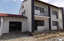 Duplex de vanzare, 180 mp utili, teren 300 mp, garaj, semifinisat, zona Real!