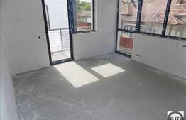 Duplex de vanzare, 180 mp utili, teren 300 mp, garaj, semifinisat, zona Real!