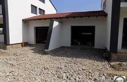 Duplex de vanzare, 180 mp utili, teren 300 mp, garaj, semifinisat, zona Real!