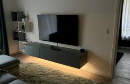 Apartament de lux, 58 mp utili si 52 mp gradina, zona semicentrala