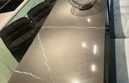 Apartament de lux, 58 mp utili si 52 mp gradina, zona semicentrala