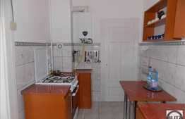 Casa 2 camere, 55 mp, gradina 40 mp, zona strazii Horea!