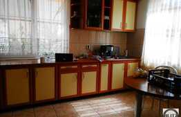 Casa individuala, 250 mp utili, 200 mp teren, zona linistita de case!