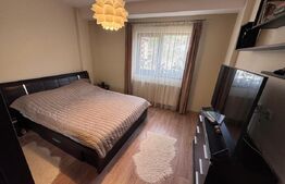 Apartament 3 camere, 54 mp, parcare - zona Stejarului