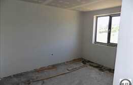 De vanzare duplex, 107 mp utili, 200 mp teren, semifinisat, Borhanci