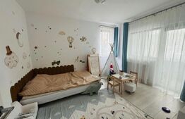 Apartament modern cu 3 camere, 70 mp, balcon, parcare, zona Vivo