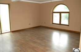 Casa 5 camere, 200 mp, imobil nou, gradina 200 mp, strada Valea Seaca