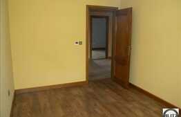 Casa 5 camere, 200 mp, imobil nou, gradina 200 mp, strada Valea Seaca