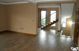 Casa 5 camere, 200 mp, imobil nou, gradina 200 mp, strada Valea Seaca