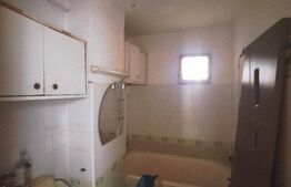 Apartament cu 3 camere, decomandat, 68 mp, etaj 1, parcare + boxă - Astra 